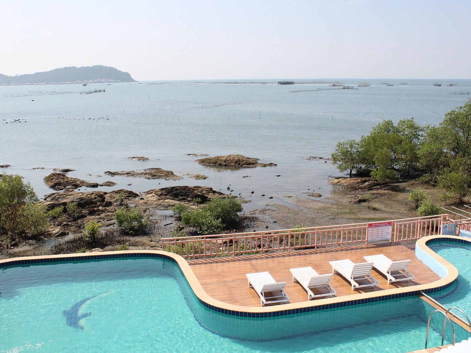 Bai Bua Beach Resort Chonburi Buitenkant foto